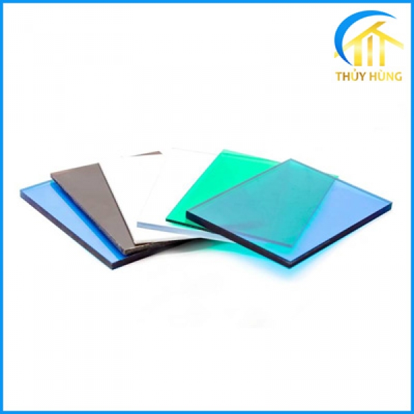 Tấm lợp poly đặc Bayer